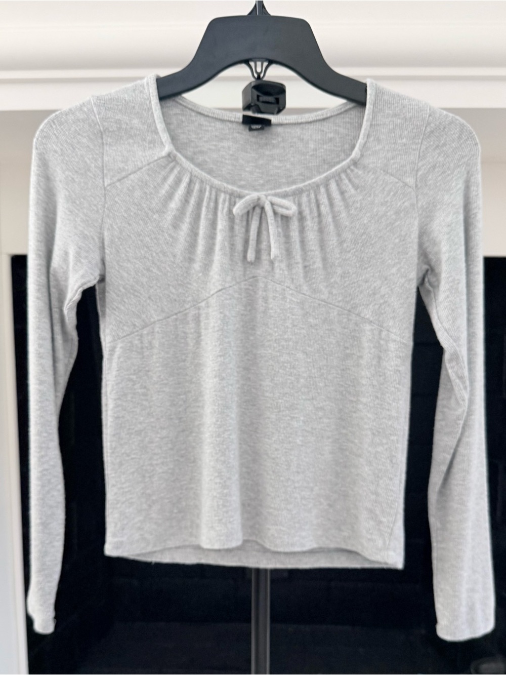 art class Light Gray Long Sleeve Top with Front Tie- Girls 10/12